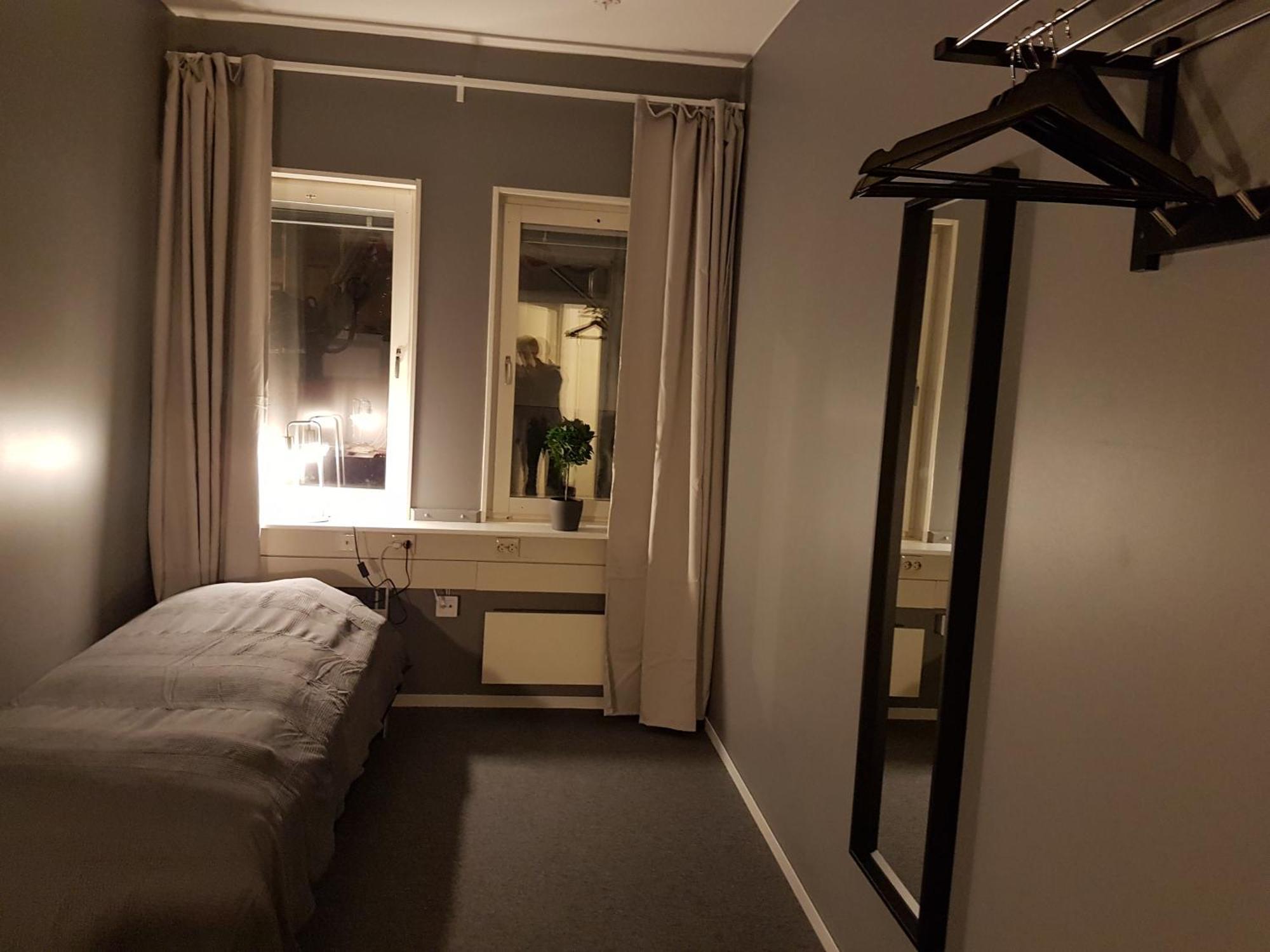 Vandrarhem Uppsala - Portalgatan Eksteriør billede